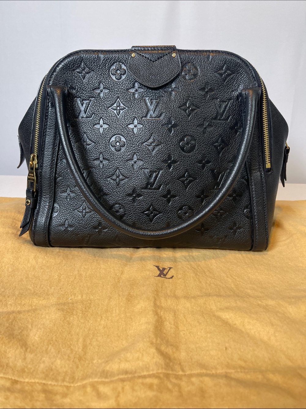 Louis Vuitton Marais MM Empreinte Black Leather Handbag Authentic